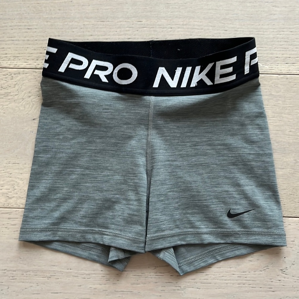 Nike Pro Boy Shorts XS